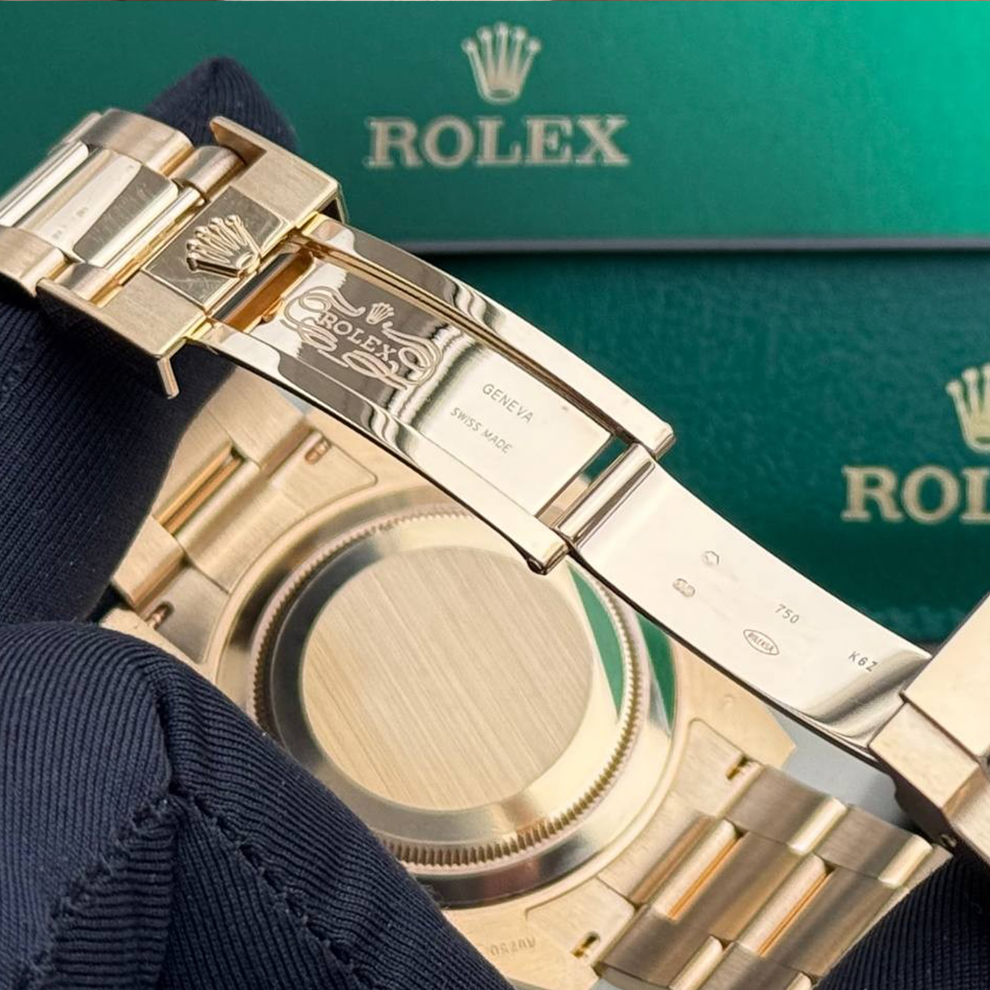 Submariner Date 126618LB yellow gold